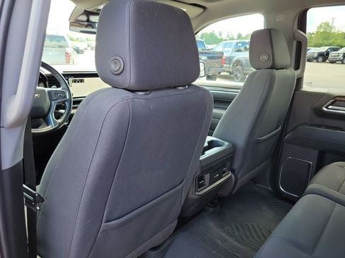 Used 2023 Chevrolet Silverado 1500 LT AWD/4WD image 23