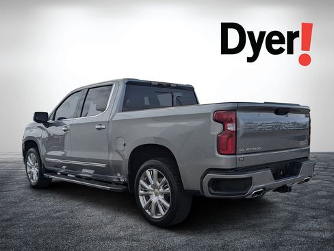 Certified 2025 Chevrolet Silverado 1500 High Country w/ High Country Premium Package AWD/4WD image 6