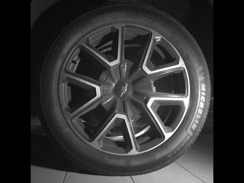 Used 2021 Chevrolet Tahoe RST RWD image 11