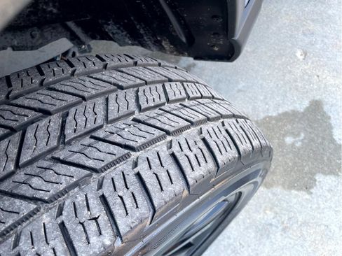 Certified 2025 Honda Pilot Black Edition image 7