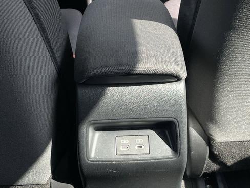 Used 2024 Toyota Corolla LE image 24