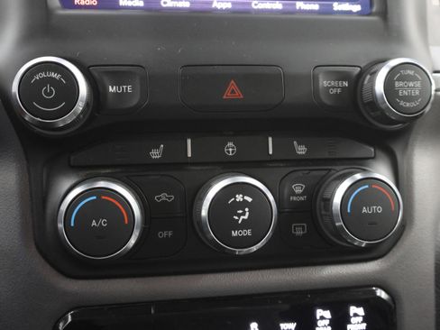 Used 2019 RAM 1500 Big Horn image 44