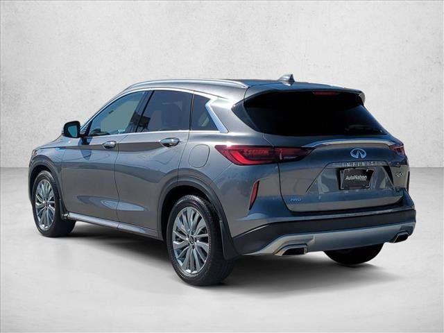 Used 2025 INFINITI QX50 Luxe AWD/4WD image 8