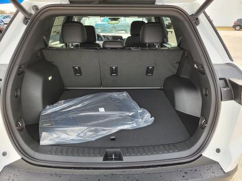 New 2026 Chevrolet Equinox LT image 6