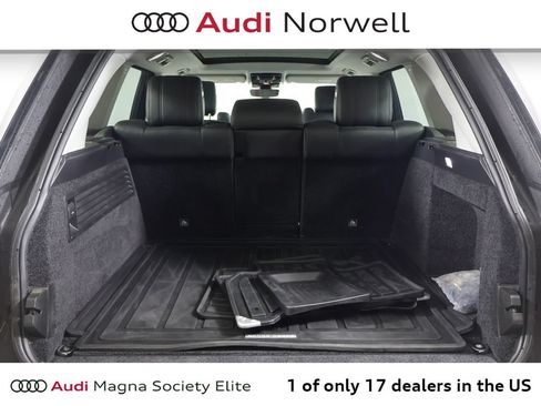 Used 2017 Land Rover Range Rover HSE AWD/4WD image 16