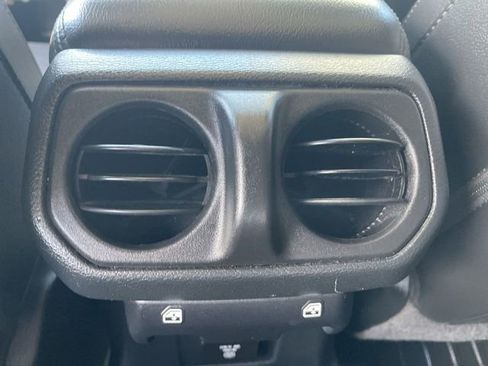 Used 2021 Jeep Wrangler Unlimited Sahara AWD/4WD image 21