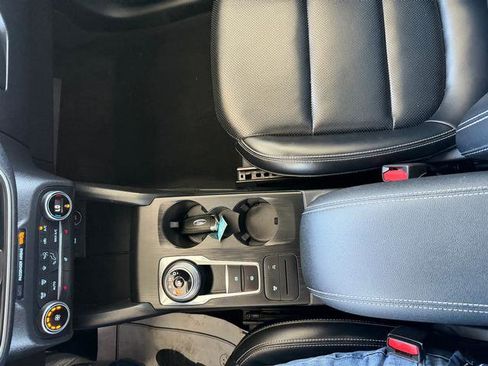 Used 2020 Ford Escape SEL AWD/4WD image 17