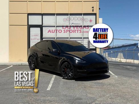 Used 2024 Tesla Model Y Performance AWD/4WD image 1