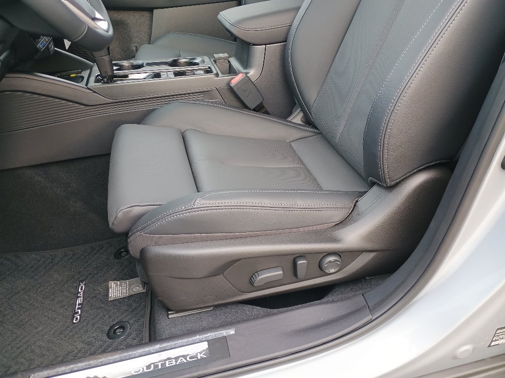 New 2026 Subaru Outback Touring XT AWD/4WD image 10