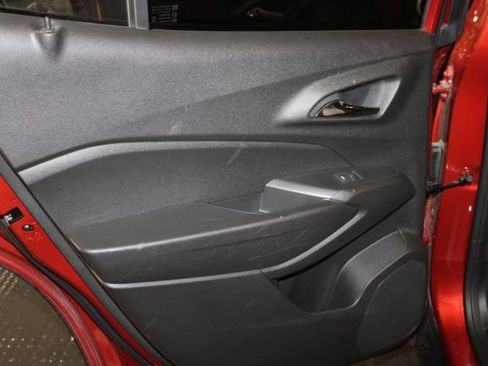 Used 2024 Chevrolet Trax LS FWD image 14