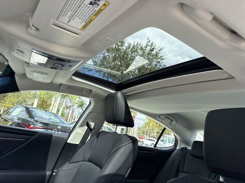 Certified 2024 Lexus ES 350 350 w/ Premium Package image 22