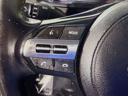 Used 2020 Kia Cadenza Technology FWD image 10