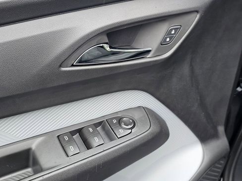 New 2027 Chevrolet Bolt LT w/ Comfort Package FWD image 21