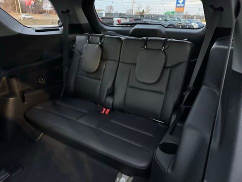 Certified 2023 Ford Explorer XLT w/ Equipment Group 202A image 13