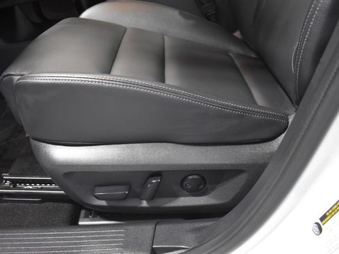 Certified 2023 Nissan Rogue SL AWD/4WD image 19