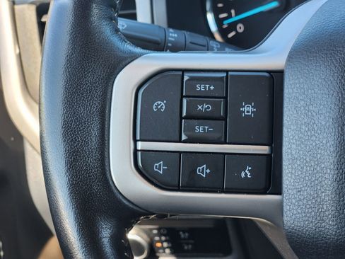 Used 2024 Ford Expedition Max XLT image 31