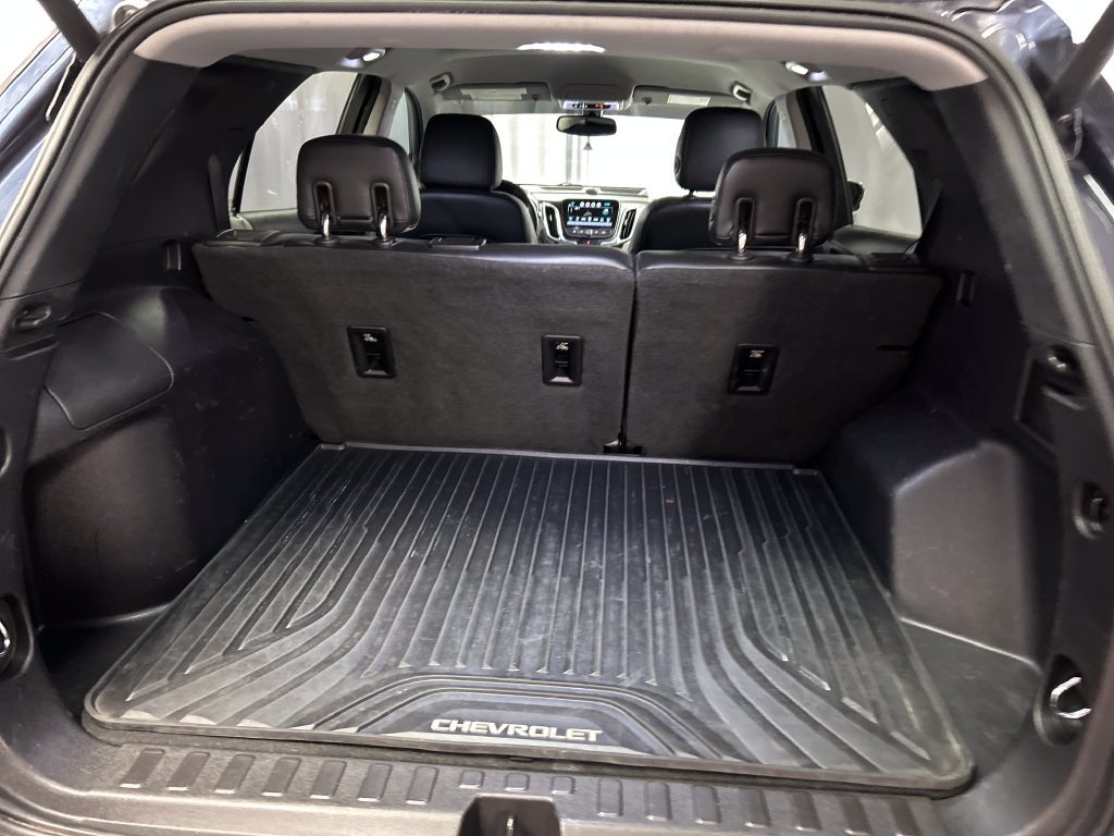 Used 2018 Chevrolet Equinox Premier FWD image 22