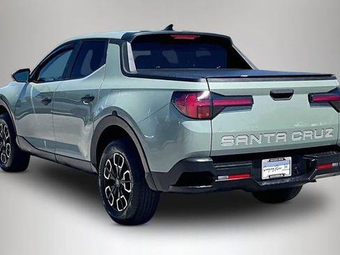 Used 2023 Hyundai Santa Cruz SEL w/ Cargo Package FWD image 4