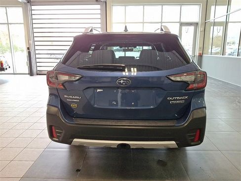 Certified 2022 Subaru Outback Touring w/ Popular Package #2 image 5