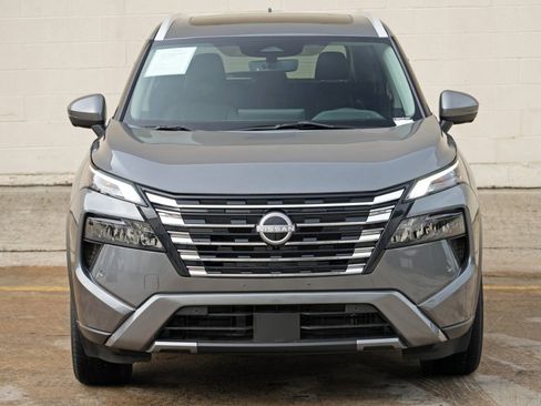 Used 2024 Nissan Rogue SL w/ SL Premium Package AWD/4WD image 43