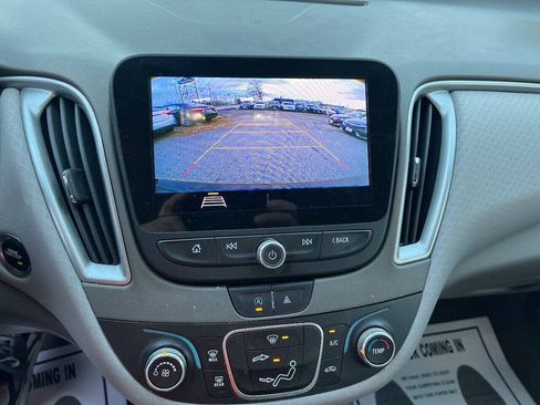 Used 2020 Chevrolet Malibu LS w/ Driver Confidence Package II FWD image 24