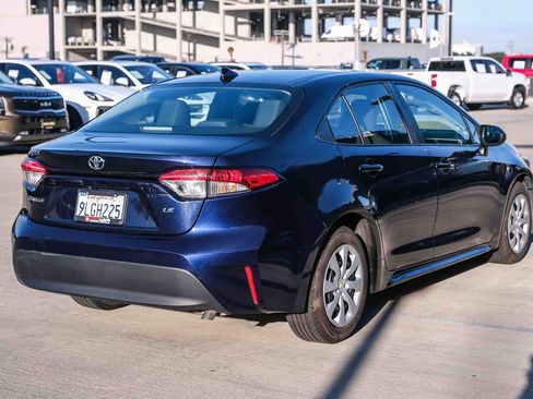 Certified 2024 Toyota Corolla LE FWD image 4