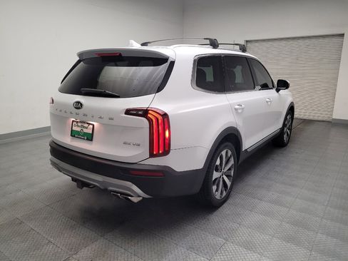 Used 2021 Kia Telluride EX w/ EX Premium Package FWD image 9