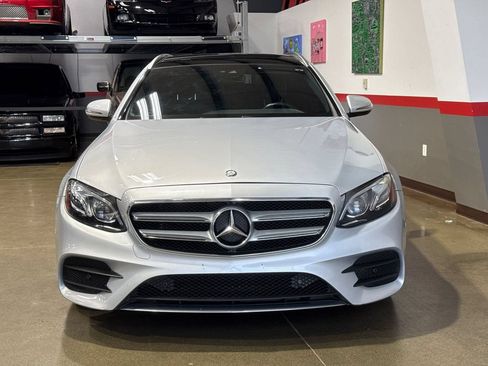 Used 2017 Mercedes-Benz E 400 4MATIC Wagon image 29