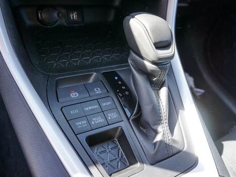 Used 2024 Toyota RAV4 LE image 12