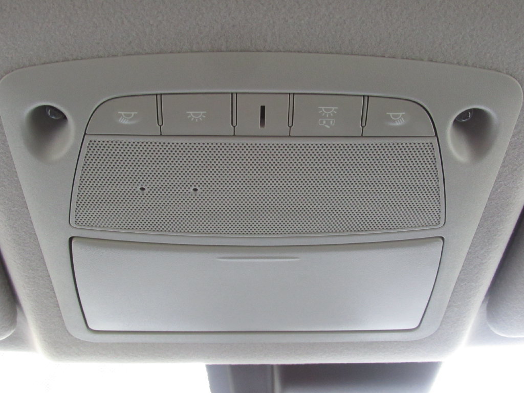 Used 2025 Nissan Leaf S FWD image 24