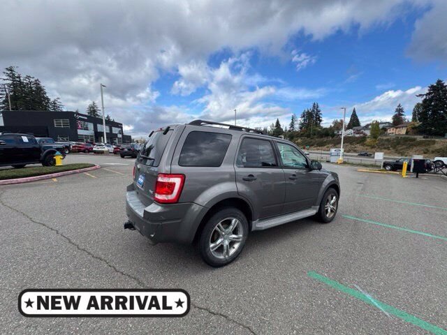 Used 2011 Ford Escape XLT w/ 201A Rapid Spec Order Code AWD/4WD image 1