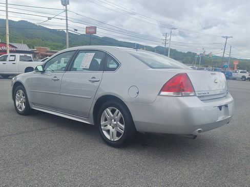 Used 2016 Chevrolet Impala LT FWD image 5