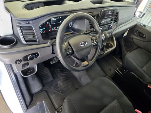 Used 2025 Ford Transit 250 Low Roof w/ Exterior Upgrade Package RWD image 28