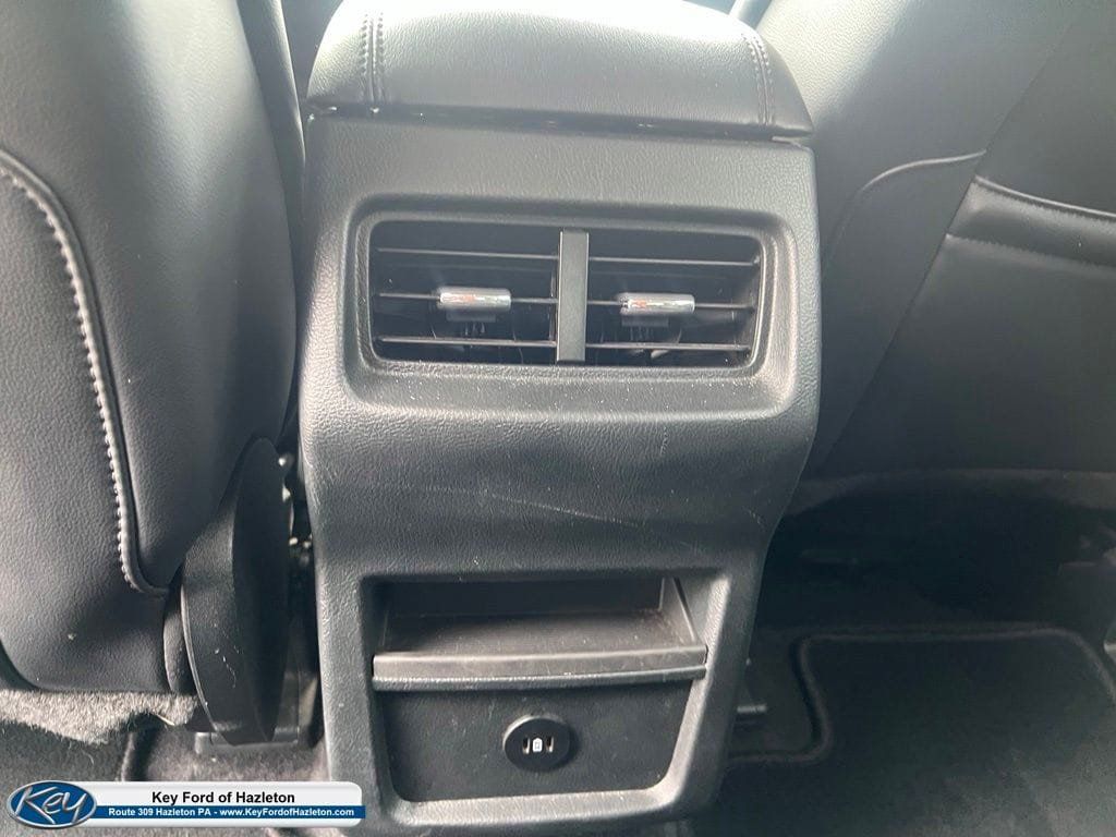 Used 2024 Ford Edge SEL AWD/4WD image 28