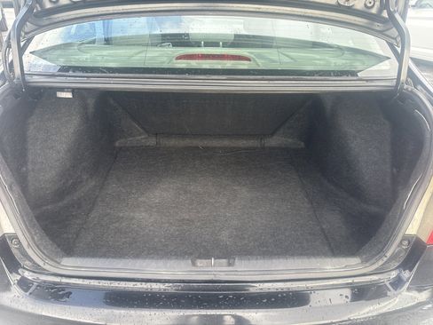 Used 2011 Honda Civic LX image 12