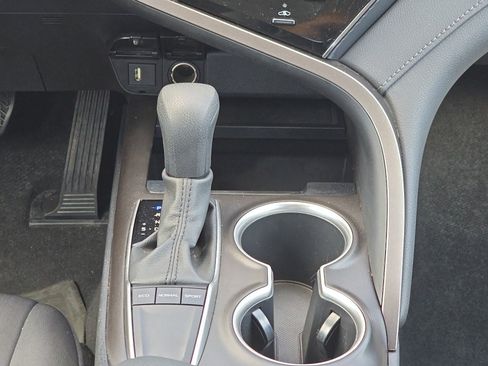 Certified 2023 Toyota Camry LE w/ Convenience Package image 24