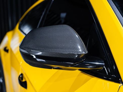 Used 2024 Lamborghini Urus Performante AWD/4WD image 13