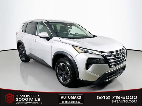 Used 2024 Nissan Rogue SV FWD image 1