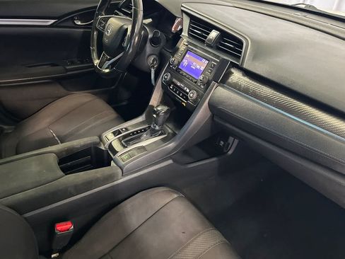 Used 2019 Honda Civic Sport image 17