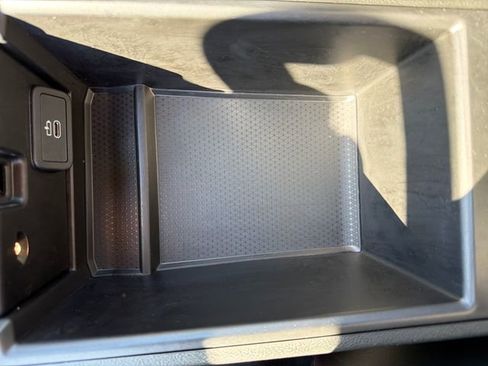 Used 2025 BMW 330i xDrive 330i xDrive image 26