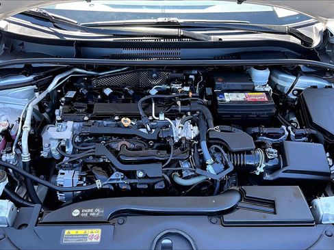 Used 2025 Toyota Corolla LE w/ LE Premium Package FWD image 31