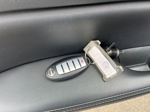Used 2025 Nissan Altima 2.5 SV FWD image 21