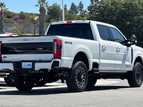 New 2026 Ford F250 Platinum AWD/4WD image 3