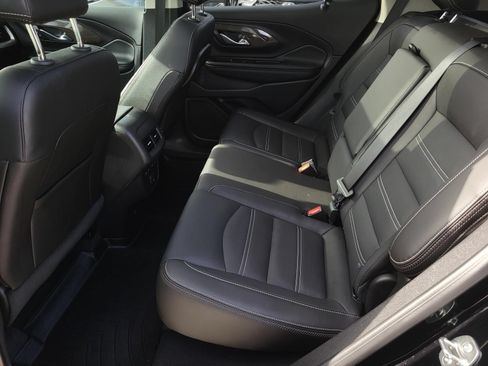 Used 2024 GMC Terrain Denali w/ Denali Premium Package AWD/4WD image 13