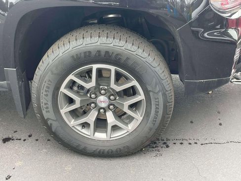 Used 2022 GMC Canyon AT4 w/ Trailering Package AWD/4WD image 8