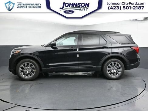 New 2026 Ford Explorer Active w/ Active Comfort Package image 7