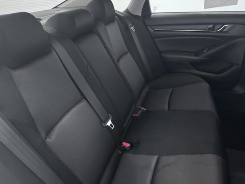 Used 2020 Honda Accord LX image 32