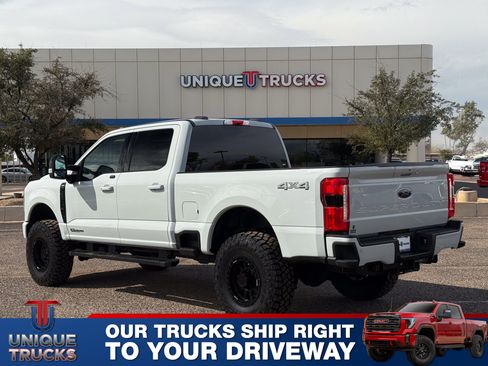 Used 2025 Ford F350 Lariat w/ Black Appearance Package image 8