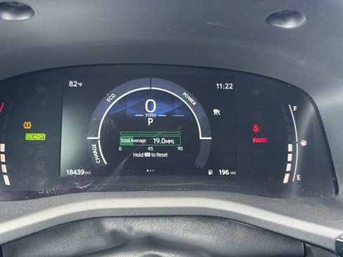 Used 2025 Toyota Camry LE AWD/4WD image 25
