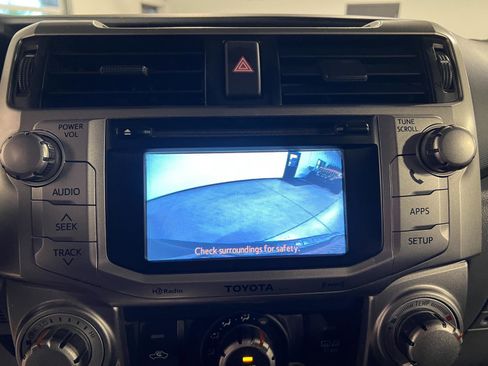 Used 2012 Toyota 4Runner SR5 w/ Convenience Pkg AWD/4WD image 19